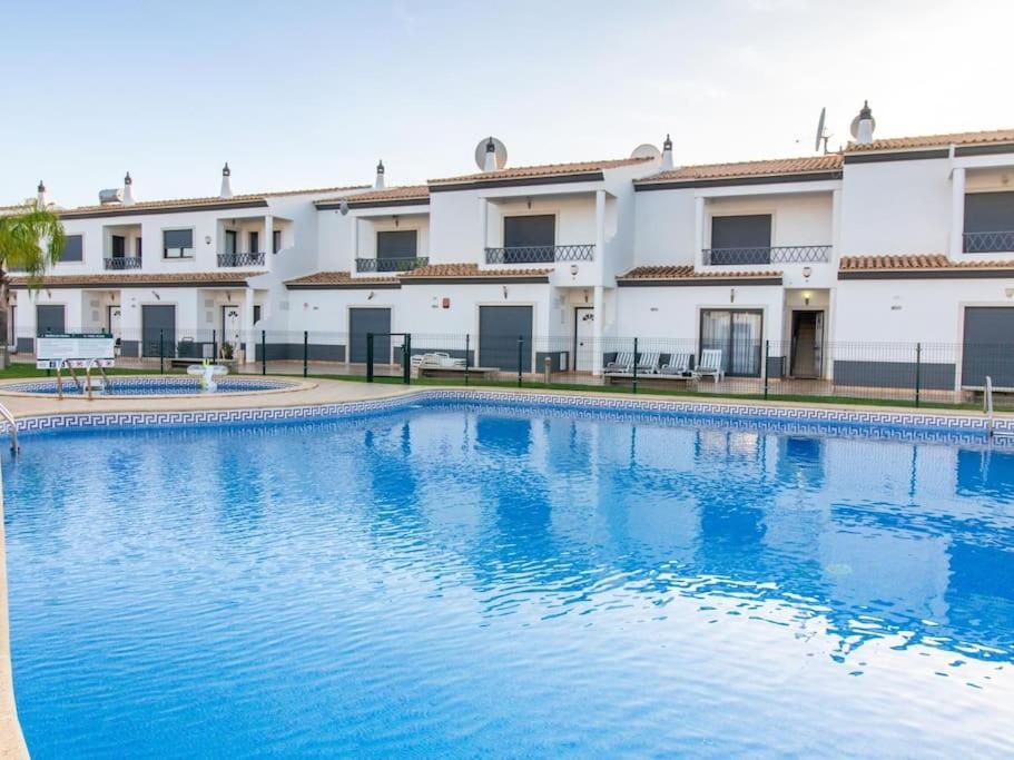 Magnolia O House - Pool View & Privat Garden & Garage Villa อัลบูเฟรา ภายนอก รูปภาพ