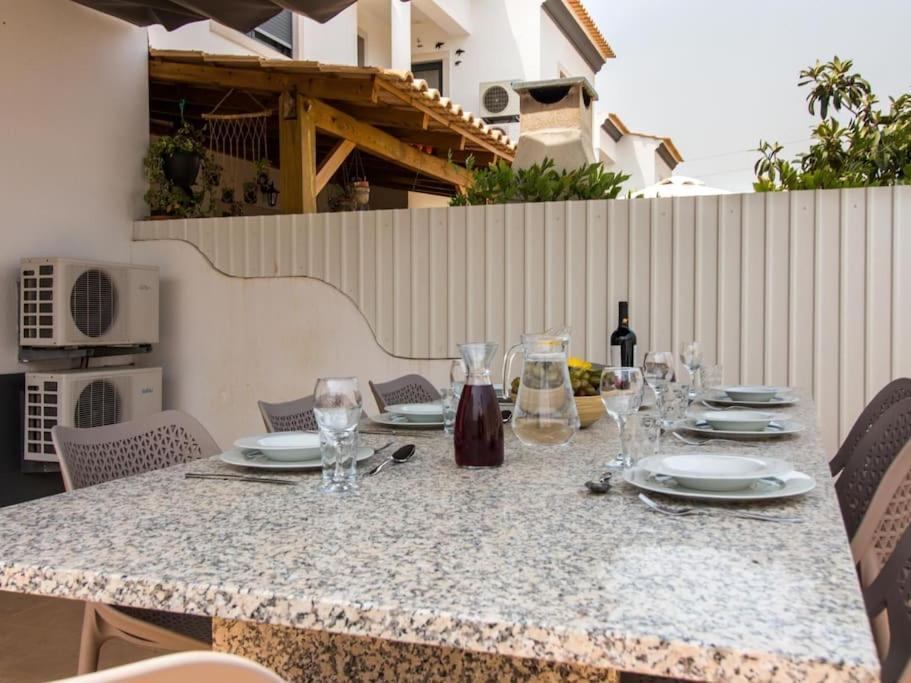 Magnolia O House - Pool View & Privat Garden & Garage Villa อัลบูเฟรา ภายนอก รูปภาพ