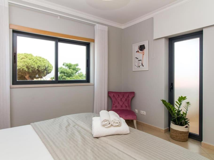 Magnolia O House - Pool View & Privat Garden & Garage Villa อัลบูเฟรา ภายนอก รูปภาพ